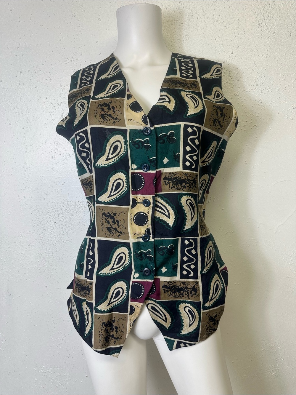 VINTAGE ORIGINAL AIRPORT COMPANY USA MULTICOLORED VEST 100% SILK SIZE 6